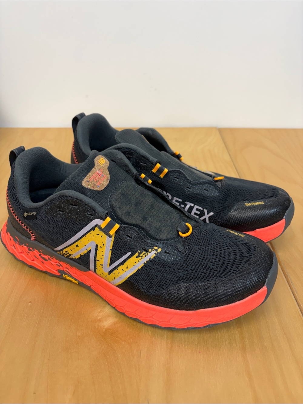 New Balance Fresh Foam Hierro Vibram Trail Runners